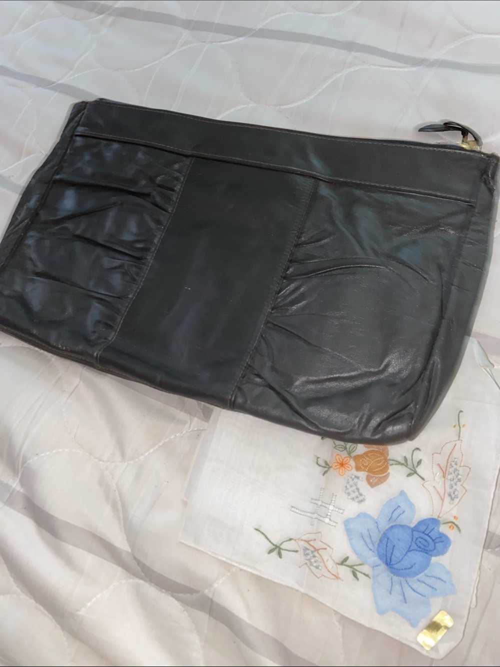 VTG LETTISE LEATHER CLUTCH CHARCOAL Ruched 3 Panel Purse